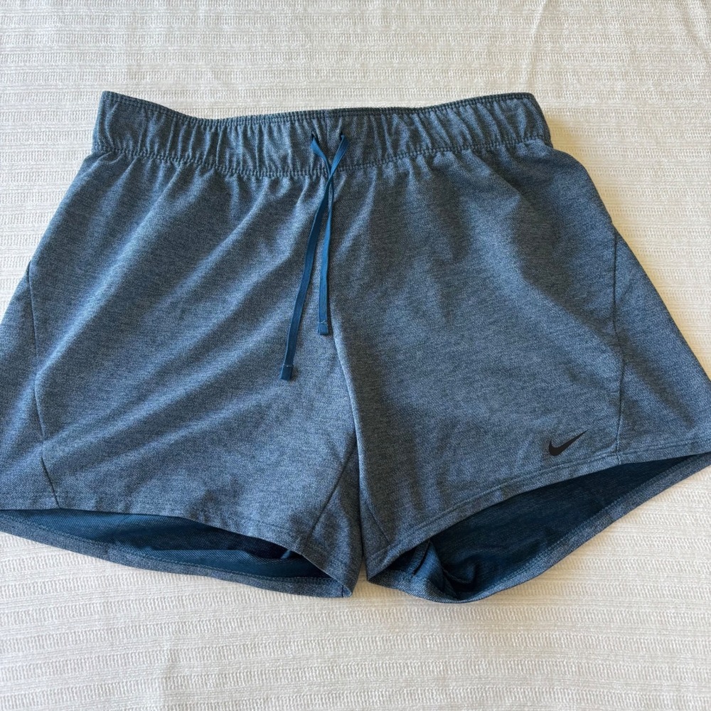 Nike Dri-FIT Womens Training Shorts Blue Heather DB4502-432 Size Small